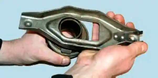 Замена выжимного подшипника Замена выжимного подшипника