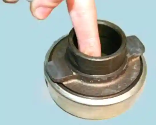 Замена выжимного подшипника Замена выжимного подшипника