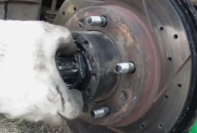 Снятие и установка ступицы переднего колеса УАЗ Патриот Снятие и установка ступицы переднего колеса УАЗ Патриот