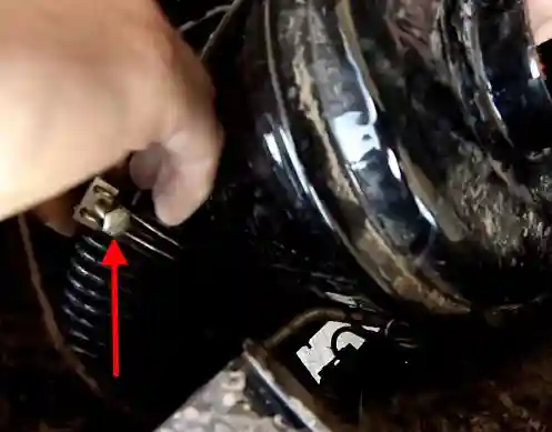 Замена воздушного фильтра УАЗ Патриот