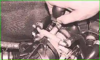 Как очистить систему вентиляции картера