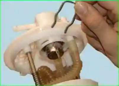 Замена регулятора давления топлива