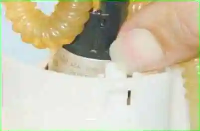 Очистка фильтра топливного модуля