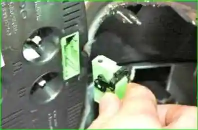 Замена ламп комбинации приборов