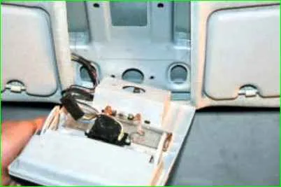 Sustitución del sensor de temperatura interior Lada Priora