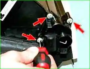 Austausch des Positionssensors für Getriebemotor und Heizungsklappe