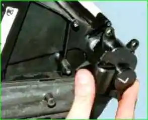 Ersetzen des Positionssensors für Getriebemotor und Heizungsklappe