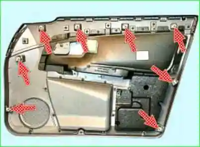 Снятие и установка обивки передней двери