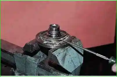 Замена подшипника передней ступицы