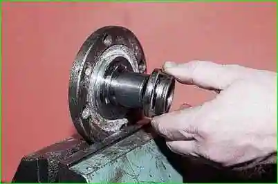 Замена подшипника передней ступицы