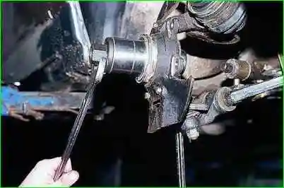 Замена подшипника передней ступицы