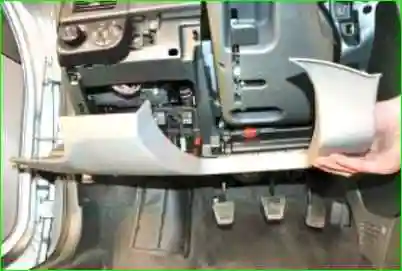 Снятие и установка рулевой колонки с электроусилителем