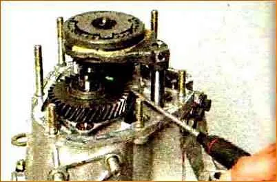 Disassembly and assembly of the Lada Priora gearbox