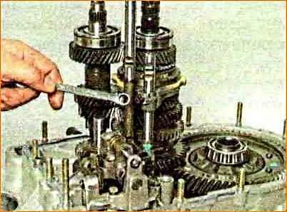Disassembly and assembly of the Lada Priora gearbox