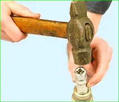 Редуктордың май тығыздағышын ауыстыру