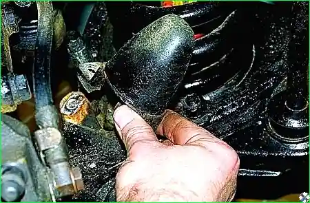 Замена пружины подвески автомобиля Соболь