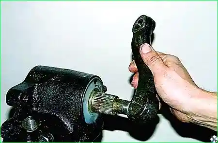 Регулировка рулевого механизма с гидроусилителем автомобиля Соболь