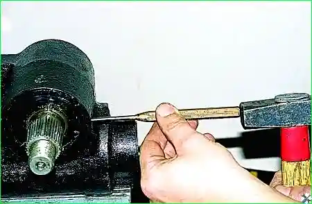 Регулировка рулевого механизма с гидроусилителем автомобиля Соболь