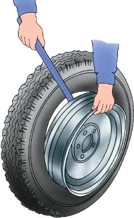 Removing the inner tire bead