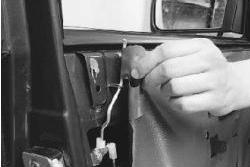 Снятие и установка обивки передней двери УАЗ Патриот