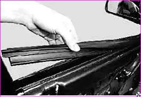 Снятие уплотнителя