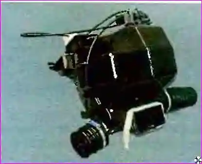 Винт крепления нижнего воздуховода к патрубку отопителя