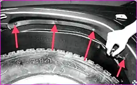 Винты верхнего крепления молдинга