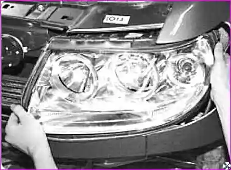 Снятие блок-фары