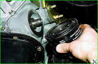 How to change the oil and filter VAZ-21213, 21214