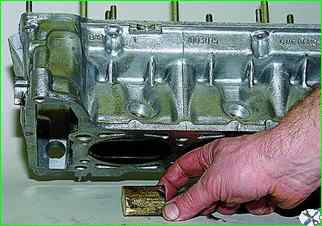 Removing and repairing the cylinder head of the Niva VAZ-21214