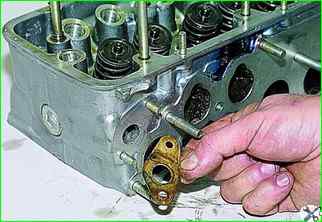 Removing and repairing the cylinder head of the Niva VAZ-21214