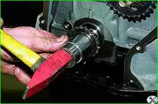 Як замінити ланцюг та зірочки приводу розподільного валу ВАЗ-21214