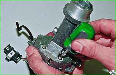 Repair of ignition distributor sensor