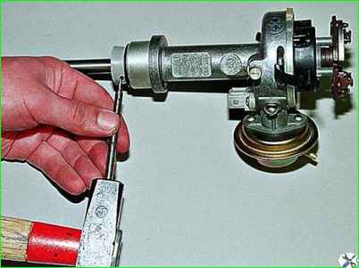 Repair of ignition distributor sensor