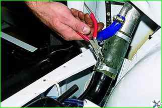 How to remove the fuel tank VAZ-21213, 21214