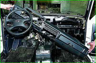 Removing the car instrument panel