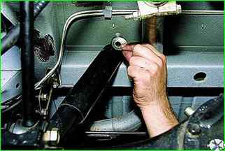 How to replace the shock absorber of the rear suspension of the VAZ-2121