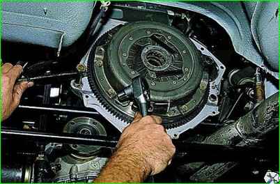 Replacing car clutch discs