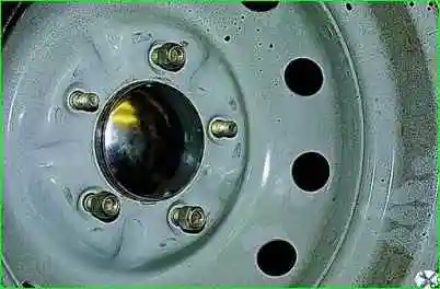 Cómo quitar y reparar el semieje del eje trasero del VAZ-2121