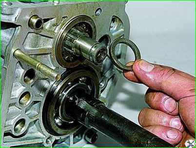 Disassembly and repair of gearbox