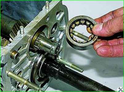 Disassembly and repair of gearbox