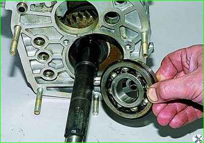 Disassembly and repair of gearbox