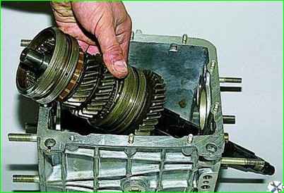 Disassembly and repair of gearbox