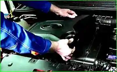 Замена свечей зажигания автомобиля Lada Xray Замена свечей зажигания автомобиля Lada Xray