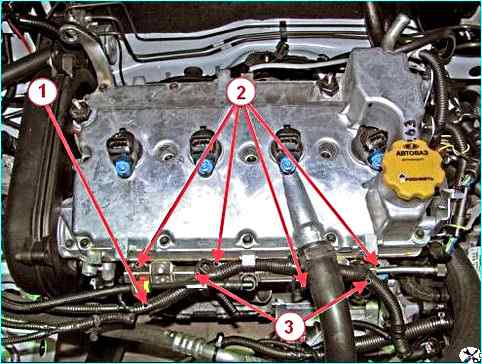 Как снять рампу форсунок Lada Xray