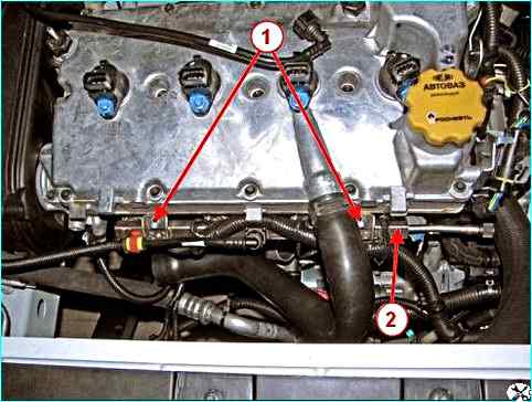 Как снять рампу форсунок Lada Xray