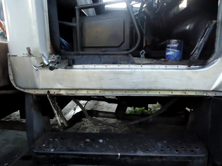 ZIL-5301 cab repair