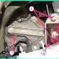 Cómo quitar el motor K4M de un automóvil Lada Largus