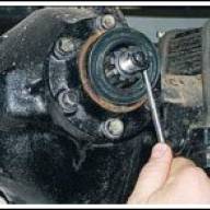 Замена сальника переднего моста УАЗ Патриот