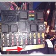 Как заменить монтажный блок в салоне УАЗ Патриот